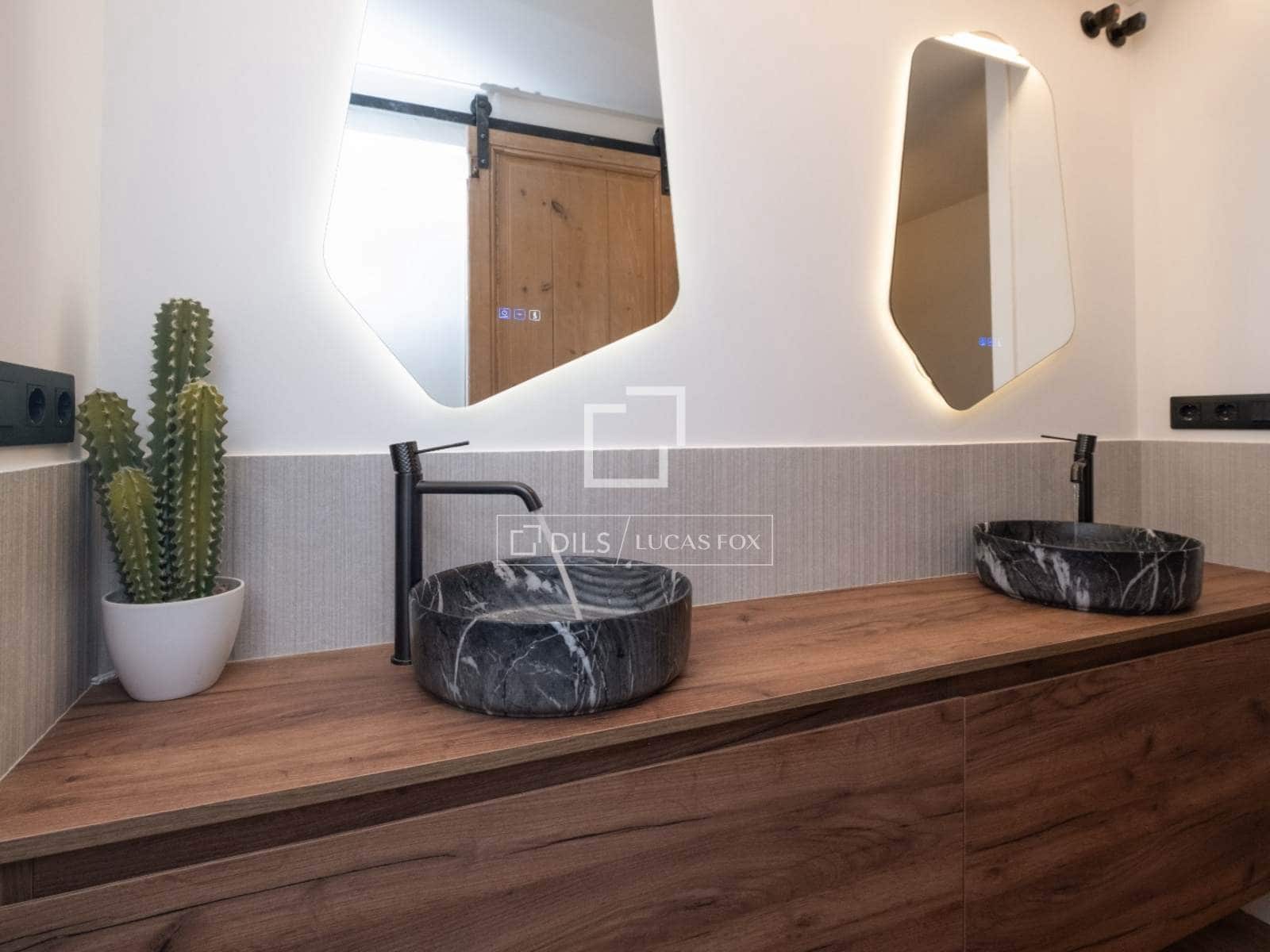 3 sypialnia Apartament na sprzedaż w Miasto Barcelona - 950 000 € (Ref: 9803723)