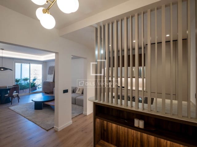 3 sypialnia Apartament na sprzedaż w Miasto Barcelona - 950 000 € (Ref: 9803723)
