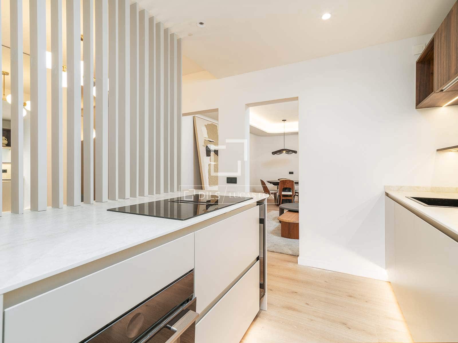 3 soverom Leilighet til salgs i Barcelona by med garasje - € 950 000 (Ref: 9803723)