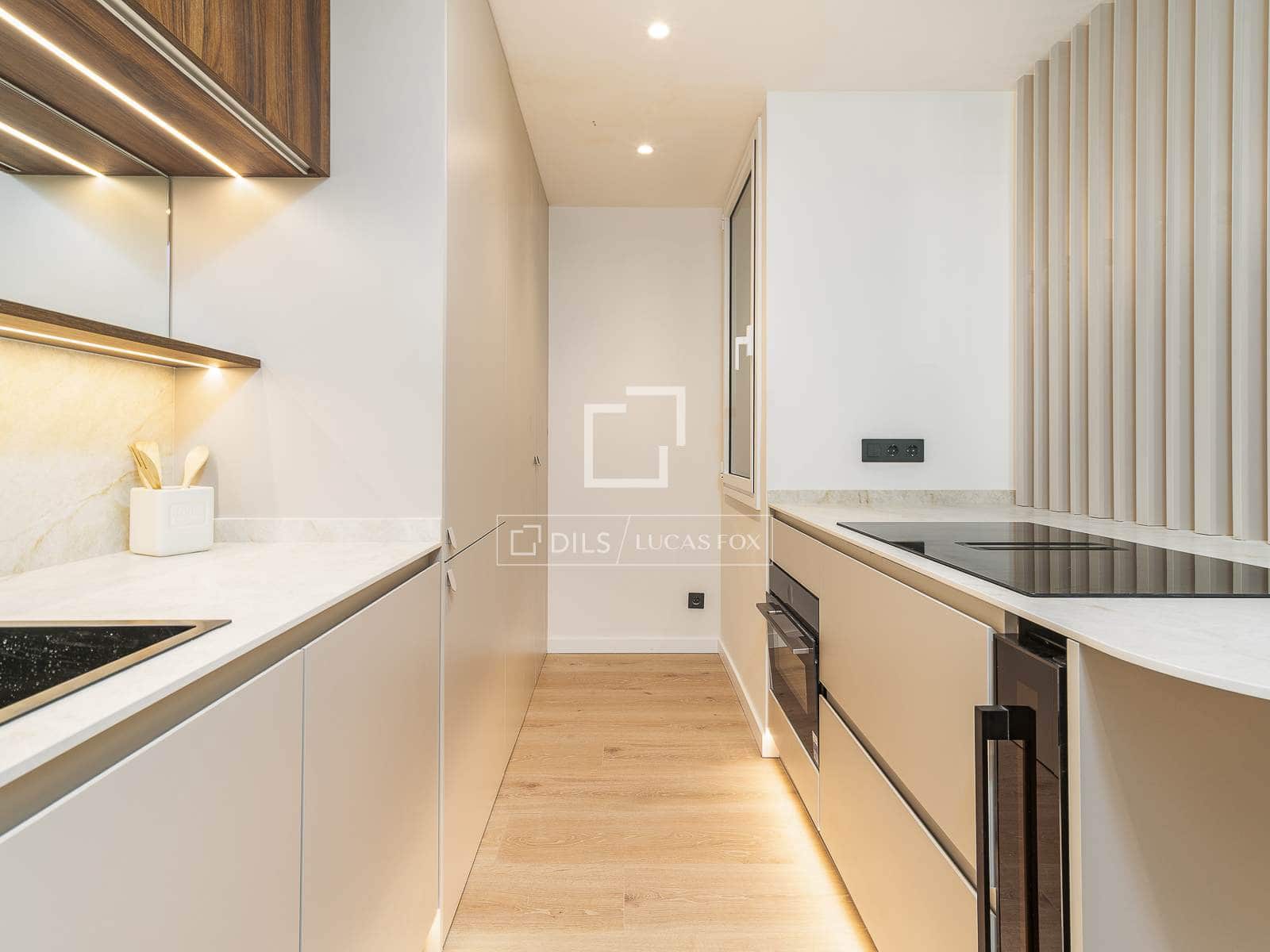 3 soverom Leilighet til salgs i Barcelona by med garasje - € 950 000 (Ref: 9803723)