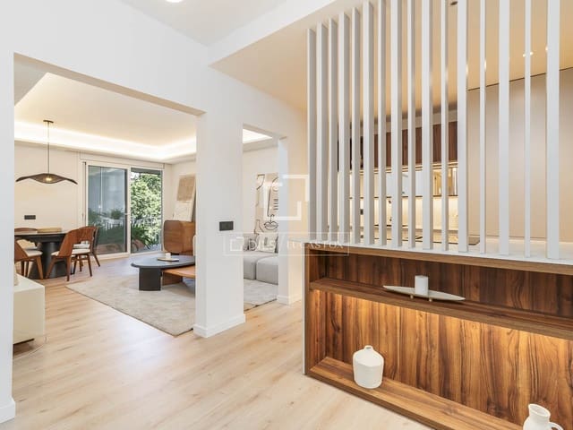 3 soveværelse Lejlighed til salg i Barcelona by med garage - € 950.000 (Ref: 9803723)