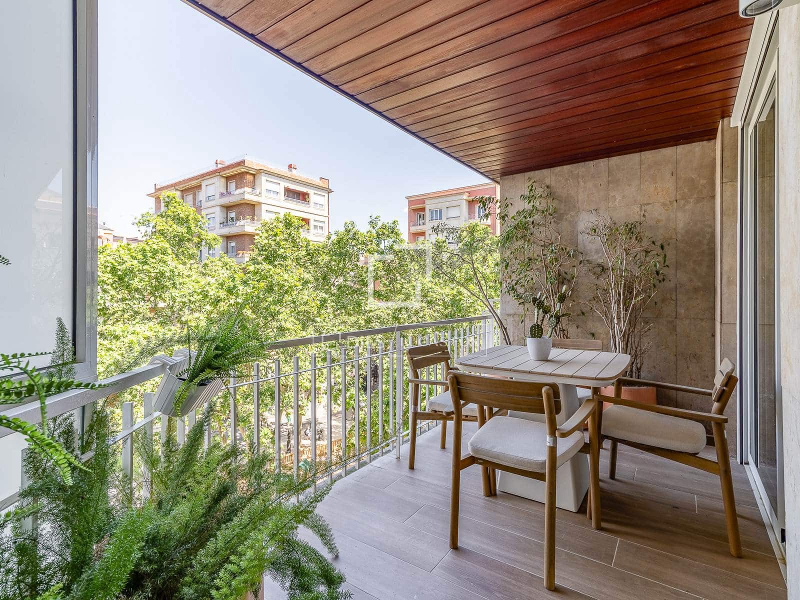 3 soverom Leilighet til salgs i Barcelona by med garasje - € 950 000 (Ref: 9803723)