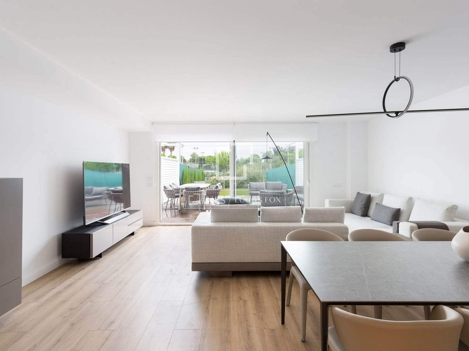 6 soveværelse Villa til leje i Gava med swimmingpool garage - € 6.200 (Ref: 9803724)