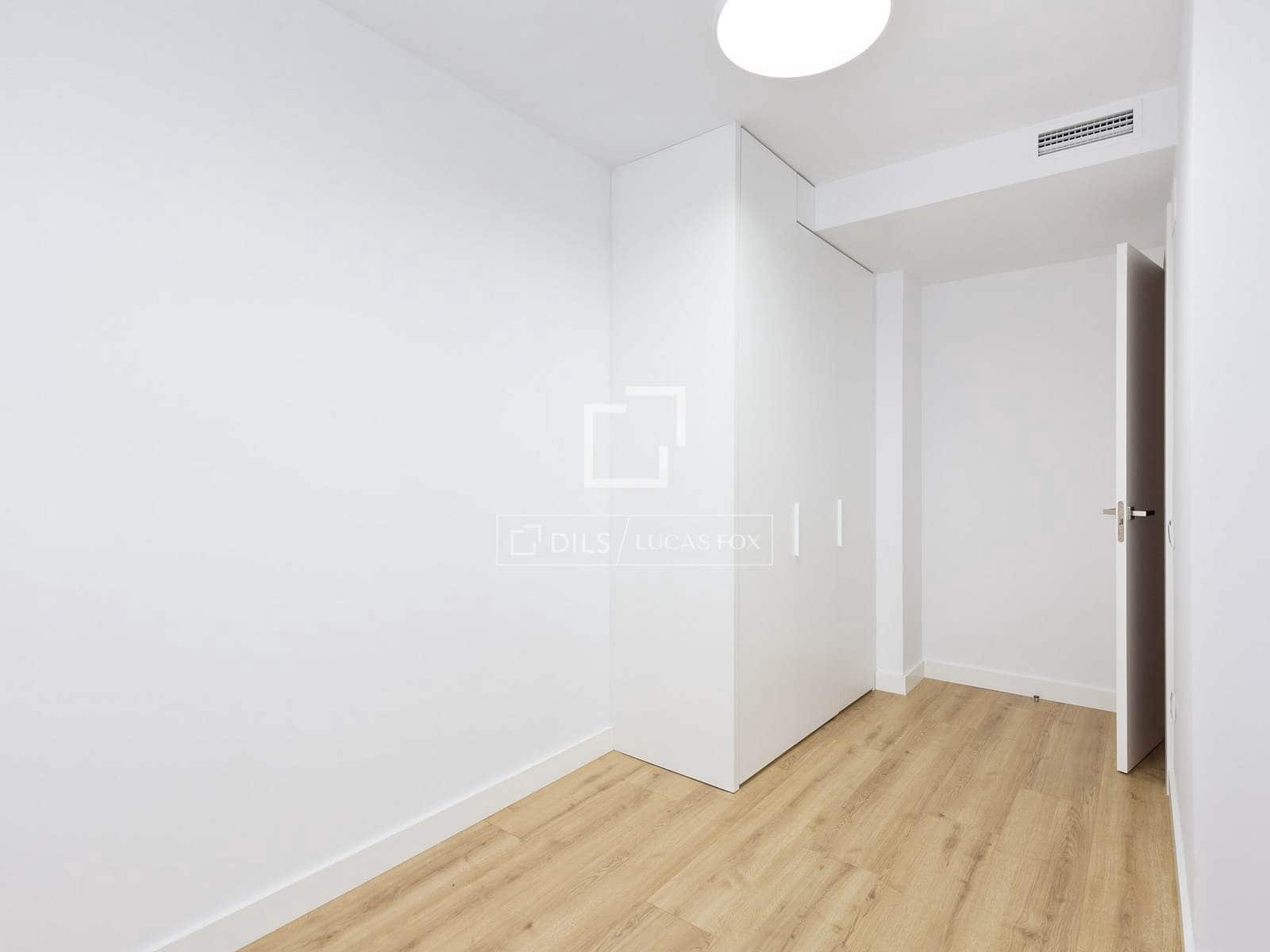 6 soveværelse Villa til leje i Gava med swimmingpool garage - € 6.200 (Ref: 9803724)