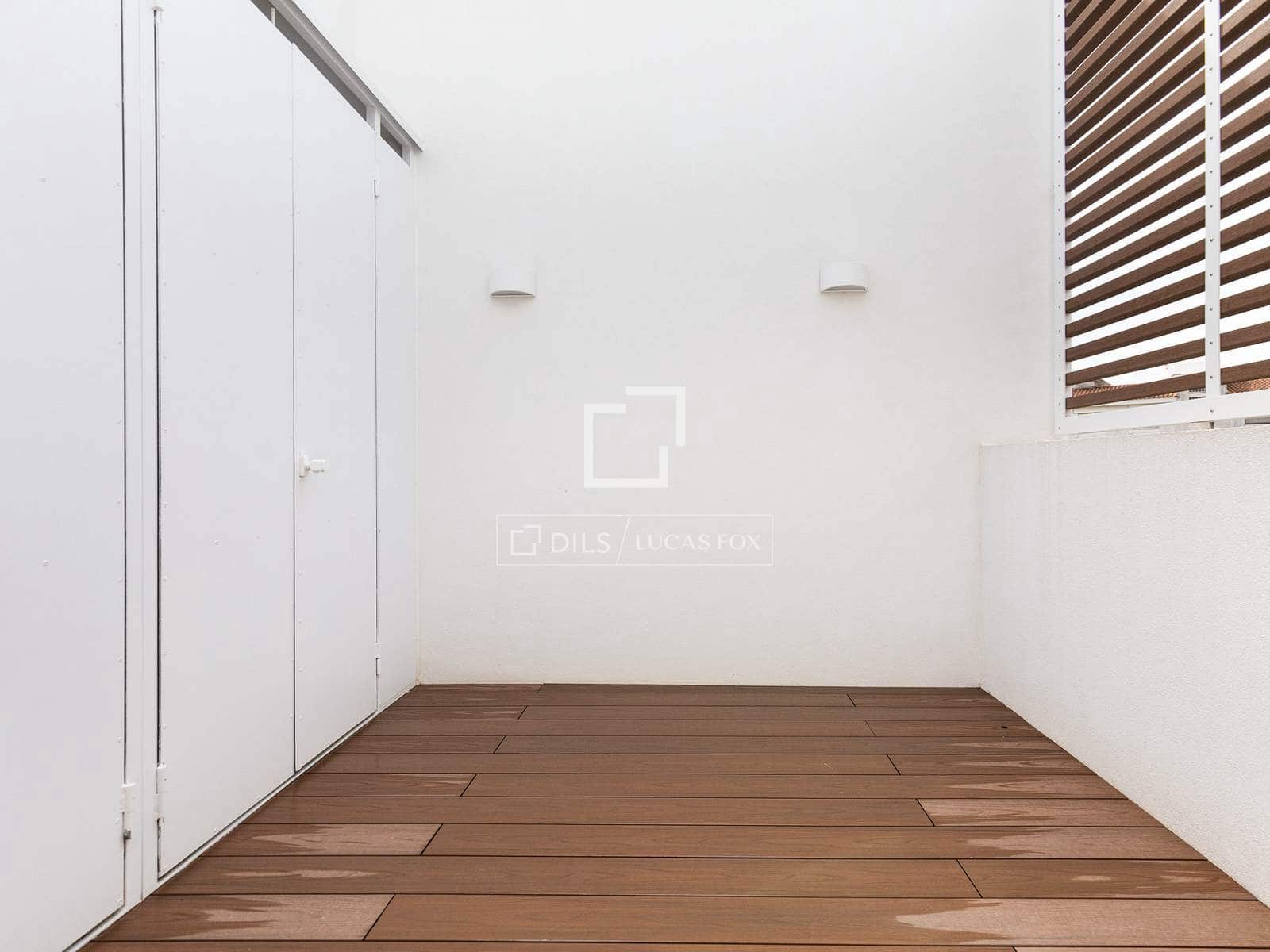 6 soveværelse Villa til leje i Gava med swimmingpool garage - € 6.200 (Ref: 9803724)