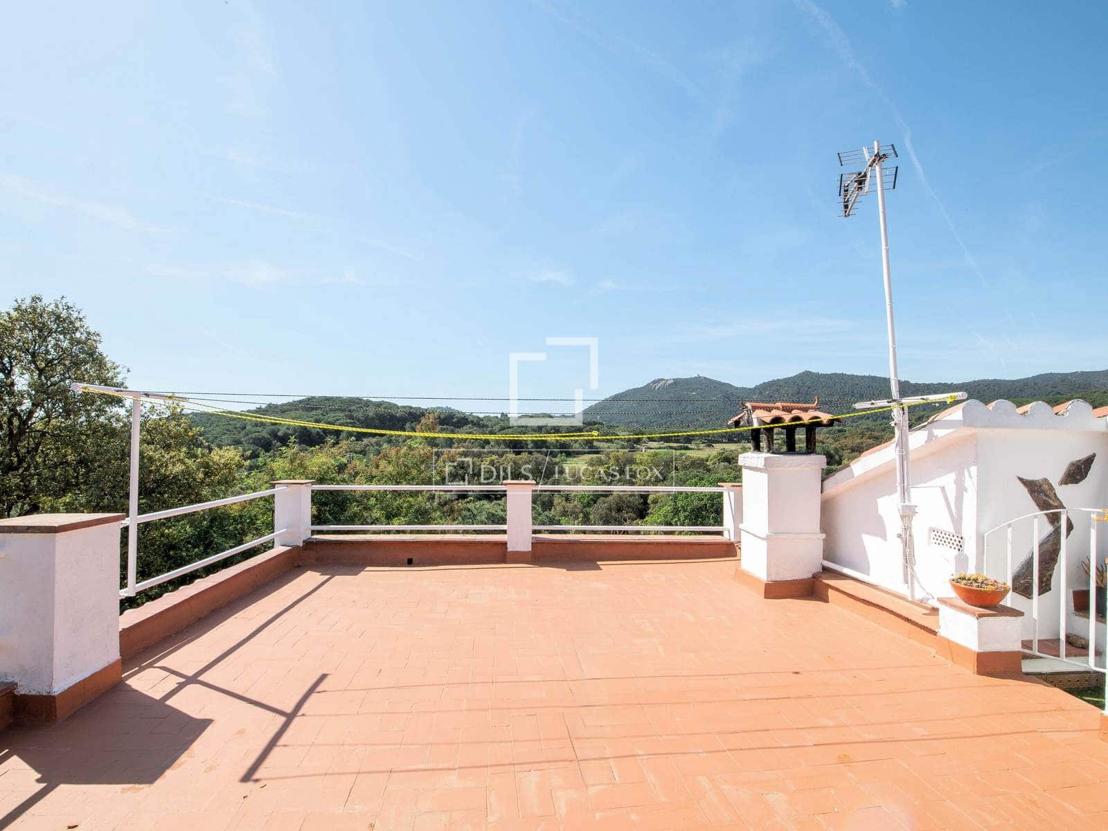 Chalet de 6 habitaciones en Sant Feliu de Guíxols en venta con piscina garaje - 850.000 € (Ref: 9803727)