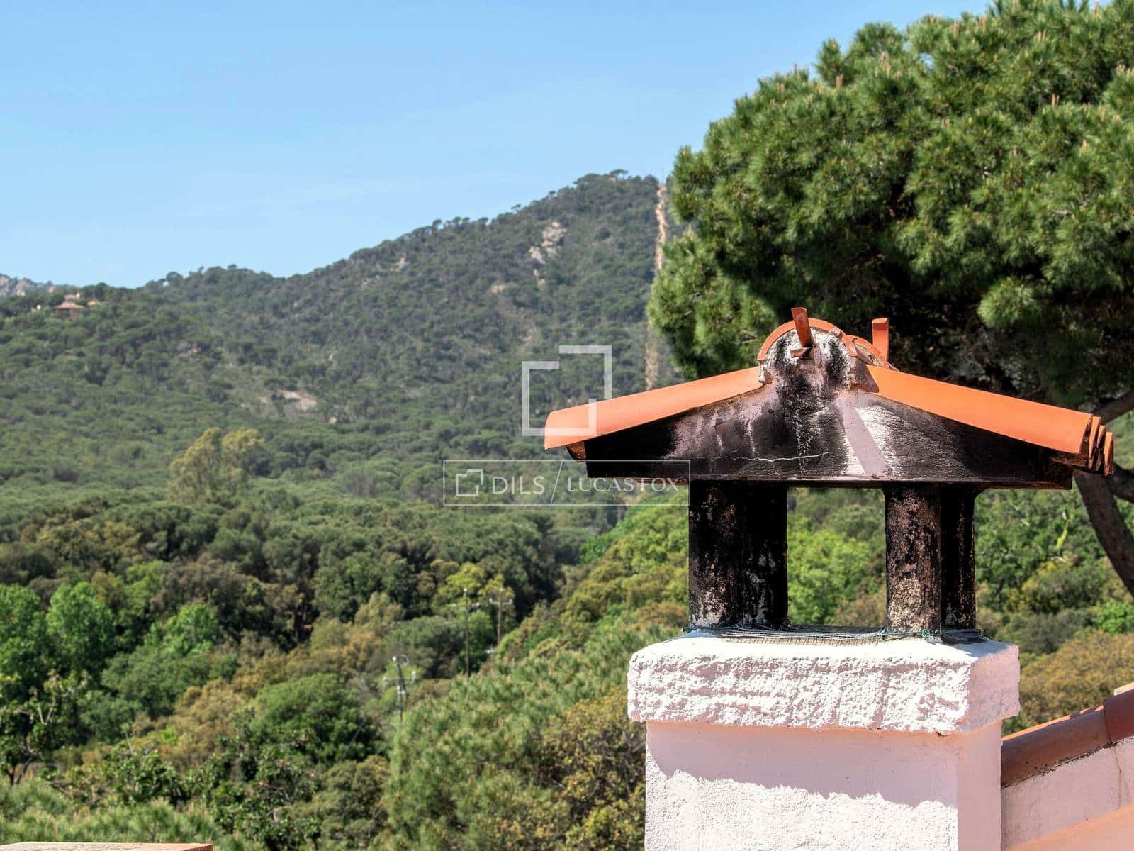 Chalet de 6 habitaciones en Sant Feliu de Guíxols en venta con piscina garaje - 850.000 € (Ref: 9803727)