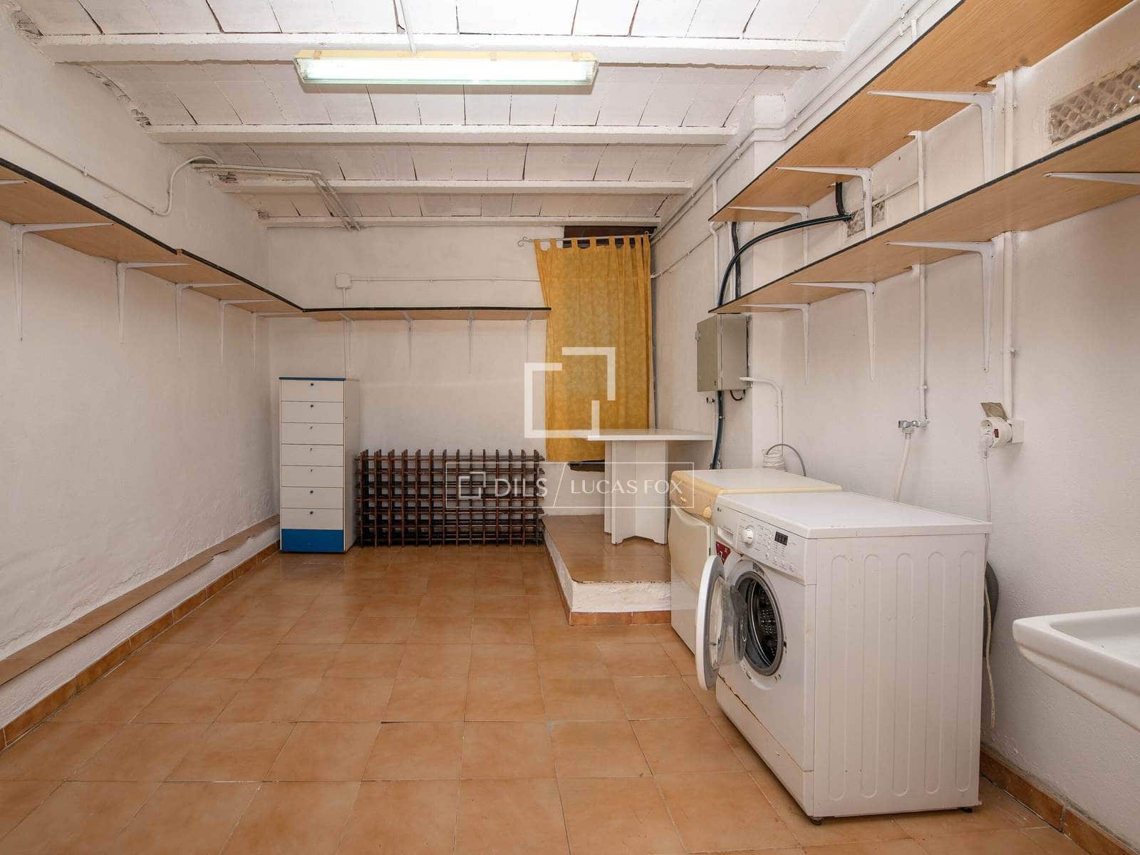 Chalet de 6 habitaciones en Sant Feliu de Guíxols en venta con piscina garaje - 850.000 € (Ref: 9803727)