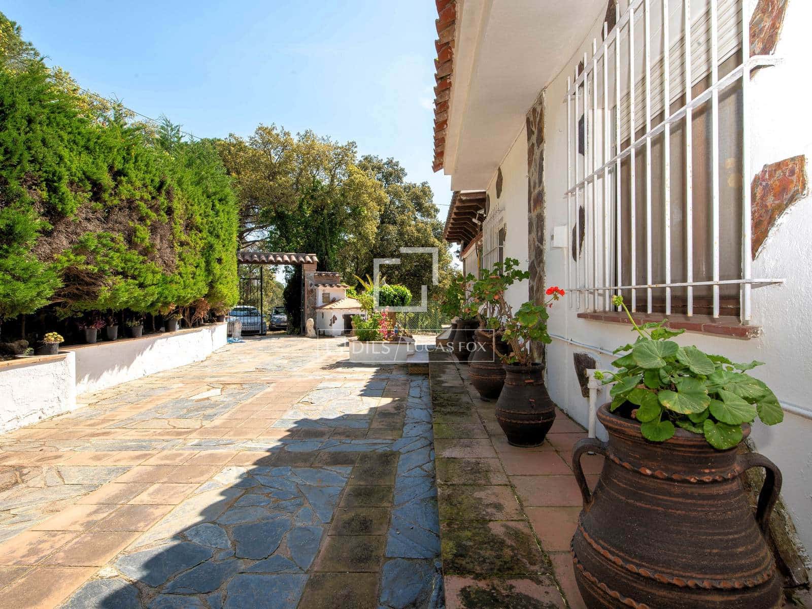 Chalet de 6 habitaciones en Sant Feliu de Guíxols en venta con piscina garaje - 850.000 € (Ref: 9803727)