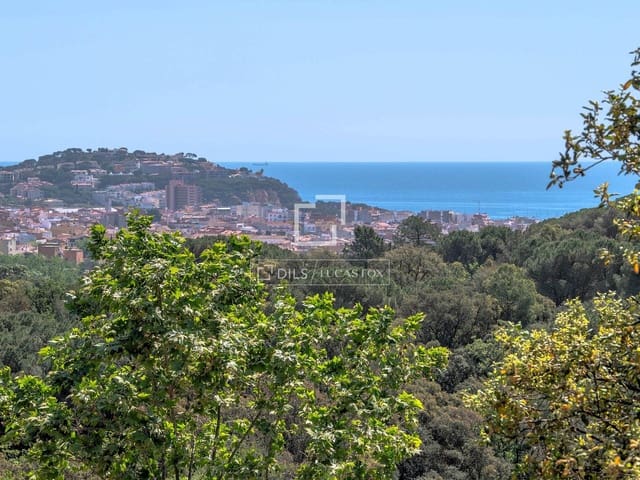 Chalet de 6 habitaciones en Sant Feliu de Guíxols en venta con piscina garaje - 850.000 € (Ref: 9803727)