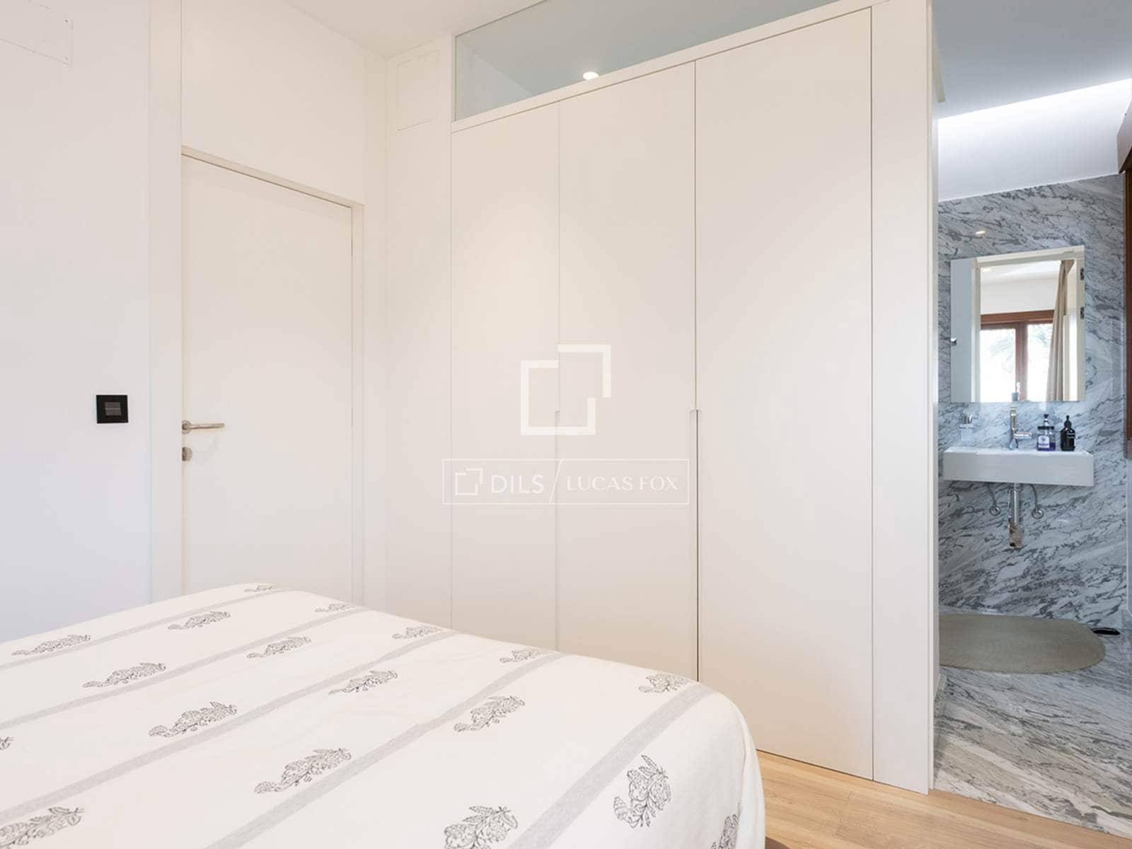 3 slaapkamer Villa te koop in Mos met zwembad garage - € 690.000 (Ref: 9803794)