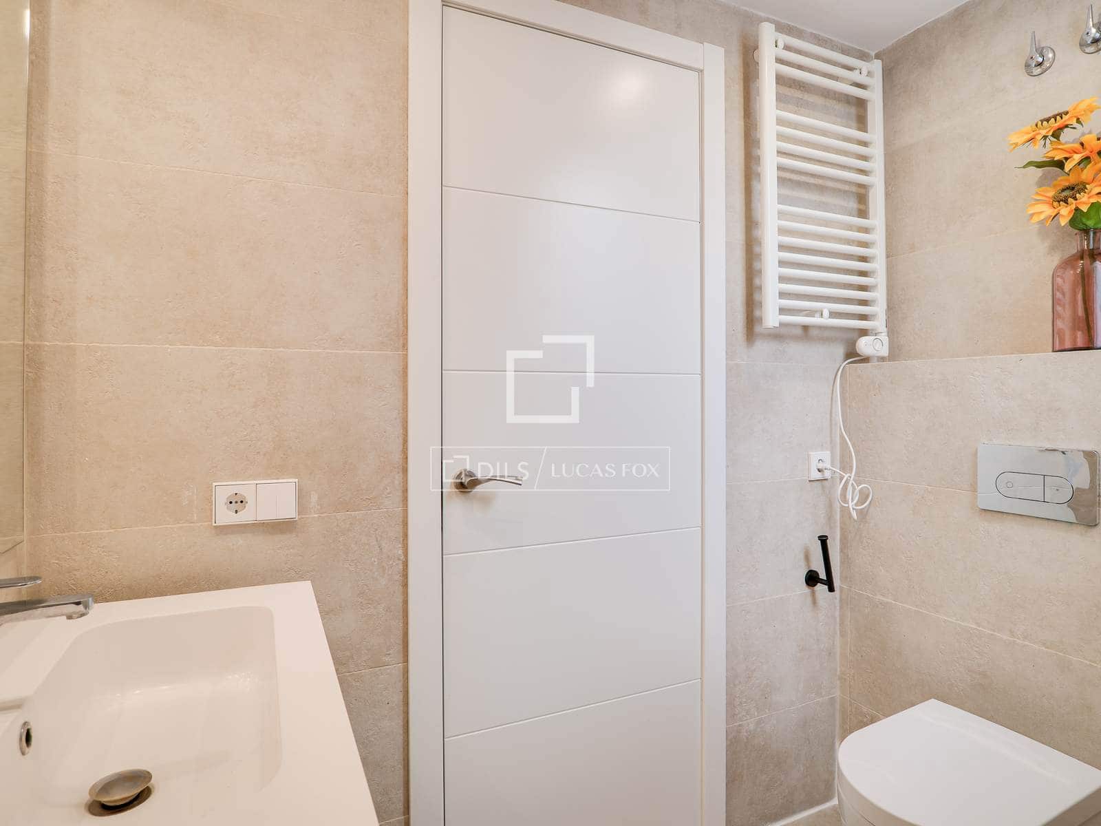 3 bedroom Penthouse for sale in Barcelona city - € 815,000 (Ref: 9804809)