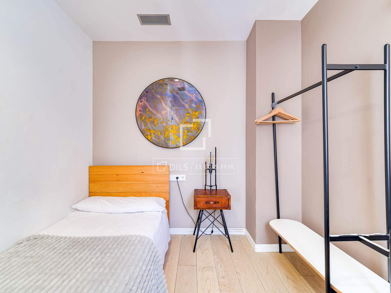 3 bedroom Penthouse for sale in Barcelona city - € 815,000 (Ref: 9804809)