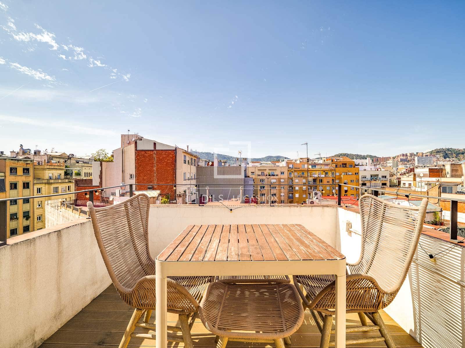 3 bedroom Penthouse for sale in Barcelona city - € 815,000 (Ref: 9804809)