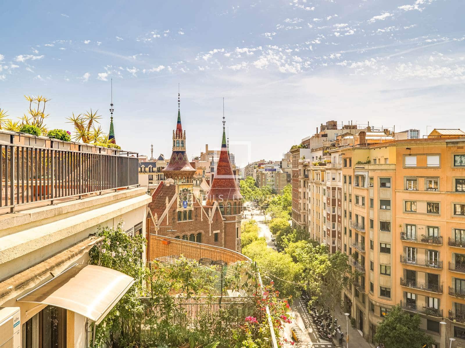 3 bedroom Penthouse for sale in Barcelona city - € 815,000 (Ref: 9804809)