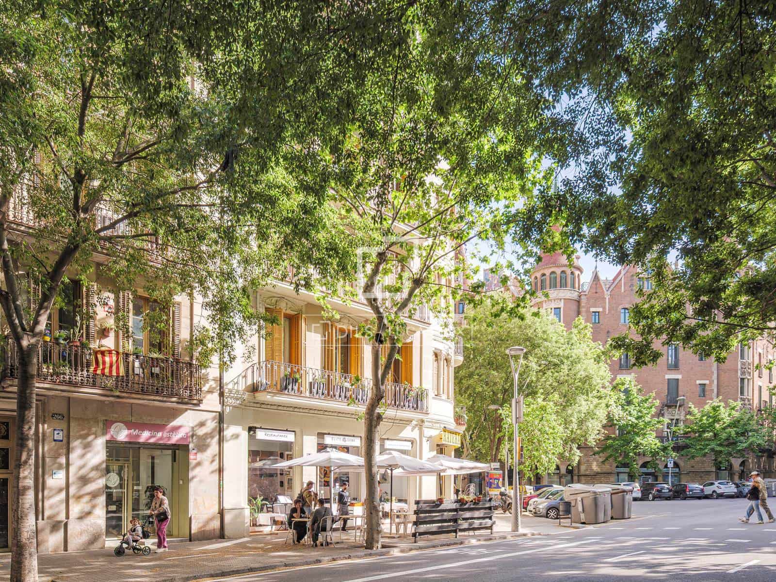 3 bedroom Penthouse for sale in Barcelona city - € 815,000 (Ref: 9804809)