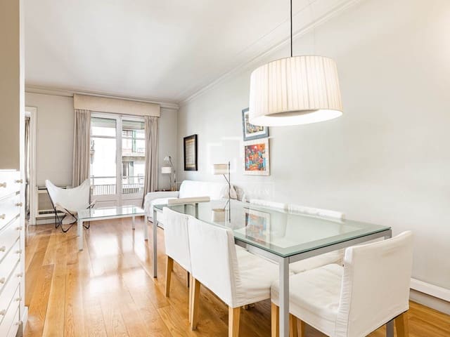 4 slaapkamer Appartement te koop in Barcelona stad - € 925.000 (Ref: 9804970)