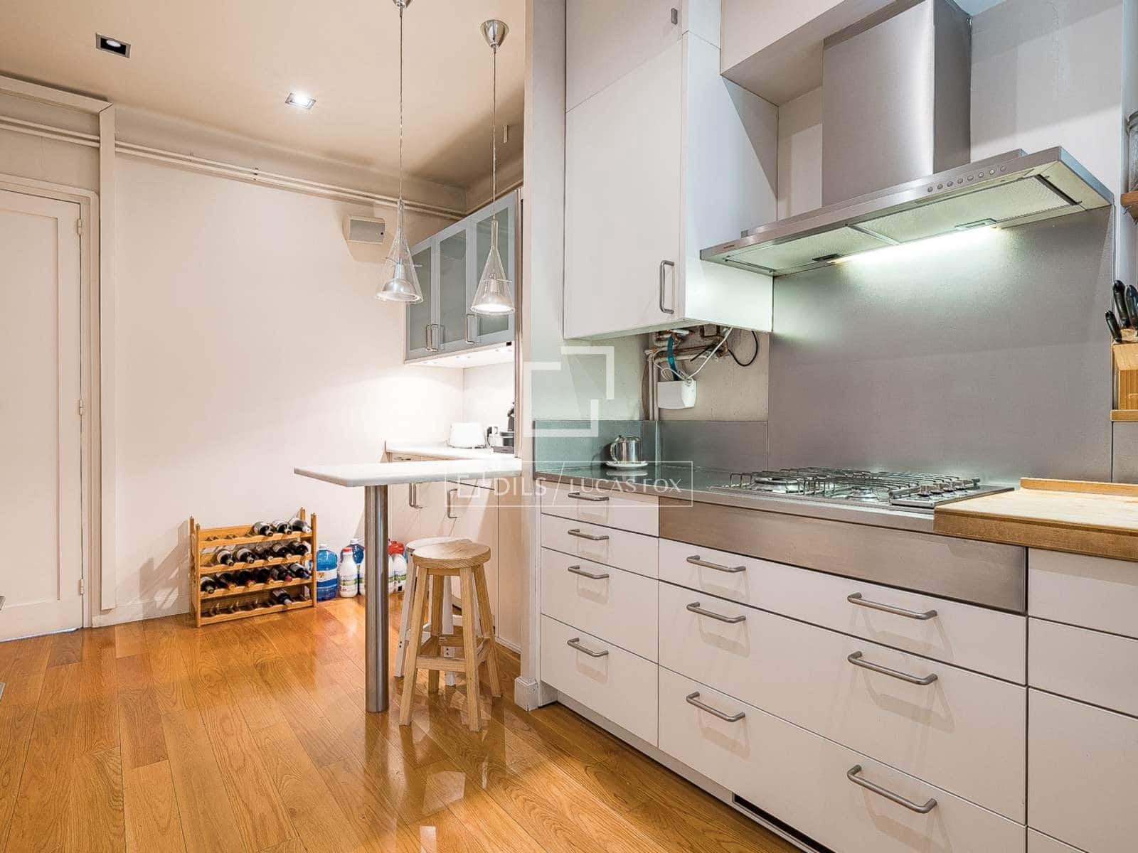 4 slaapkamer Appartement te koop in Barcelona stad - € 925.000 (Ref: 9804970)