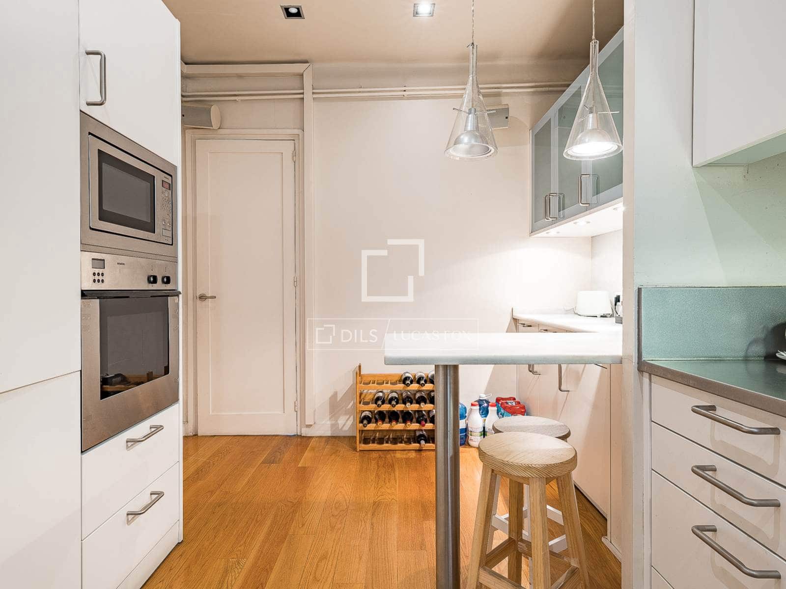 4 slaapkamer Appartement te koop in Barcelona stad - € 925.000 (Ref: 9804970)