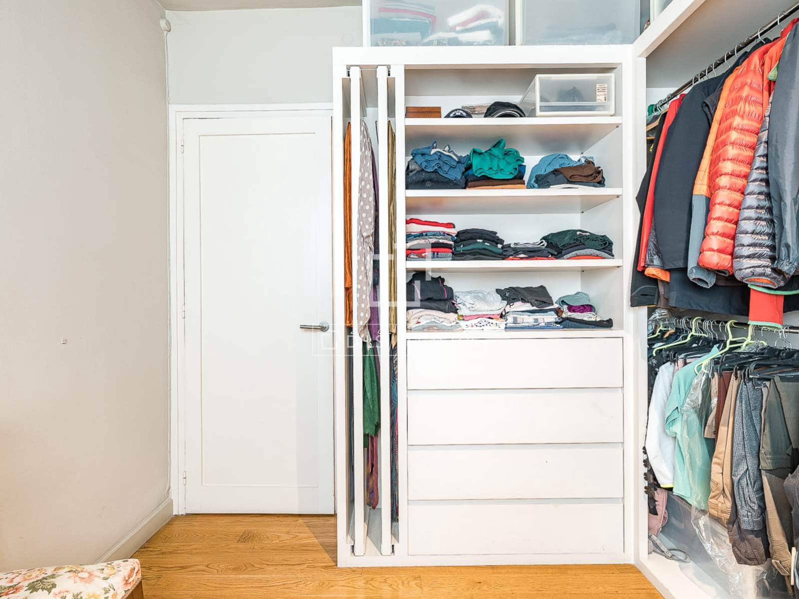 4 slaapkamer Appartement te koop in Barcelona stad - € 925.000 (Ref: 9804970)