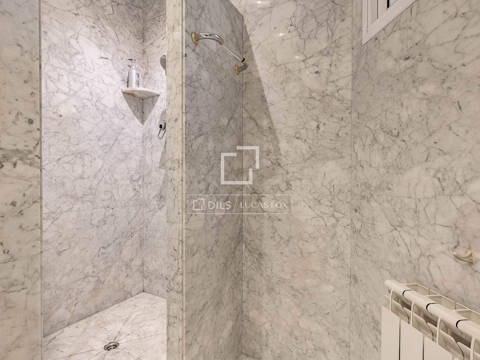 4 slaapkamer Appartement te koop in Barcelona stad - € 925.000 (Ref: 9804970)