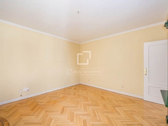 2 Zimmer Penthouse zu verkaufen in Almagro, Madrid Stadt - 898.000 € (Ref: 9804972)