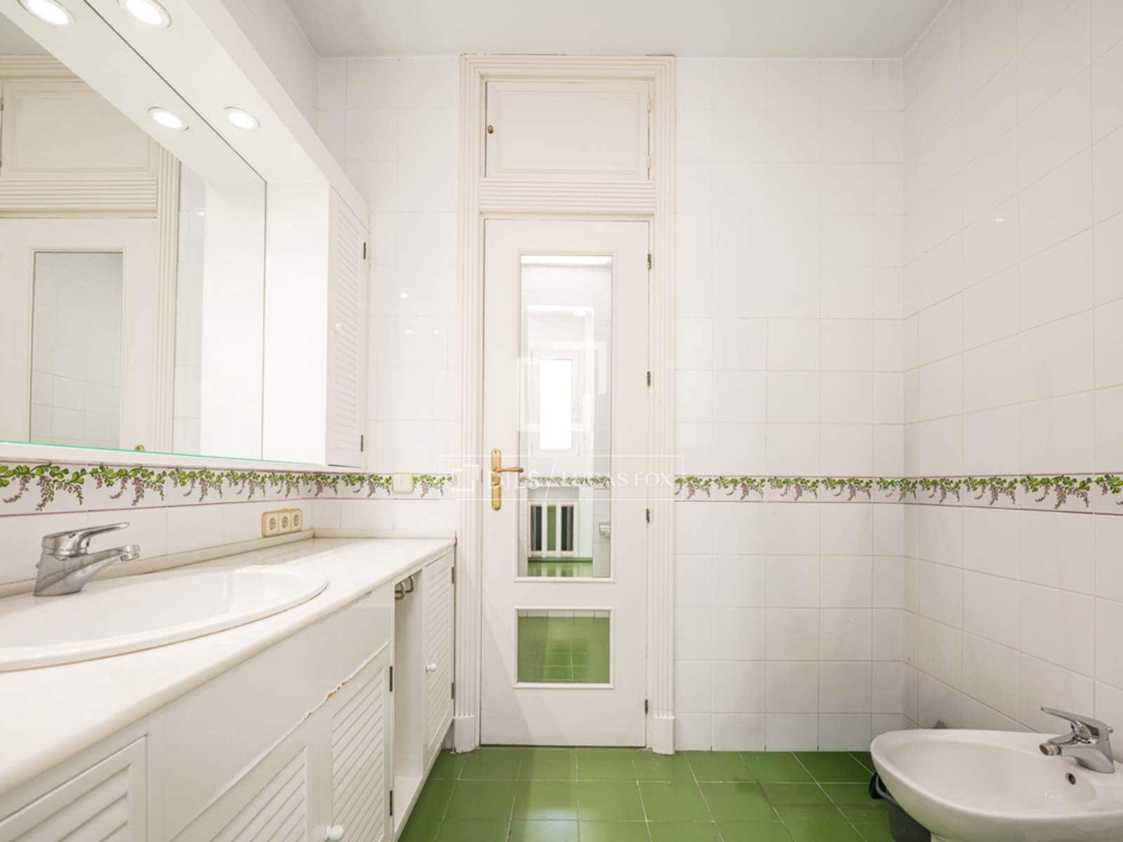 2 Zimmer Penthouse zu verkaufen in Madrid Stadt - 898.000 € (Ref: 9804972)