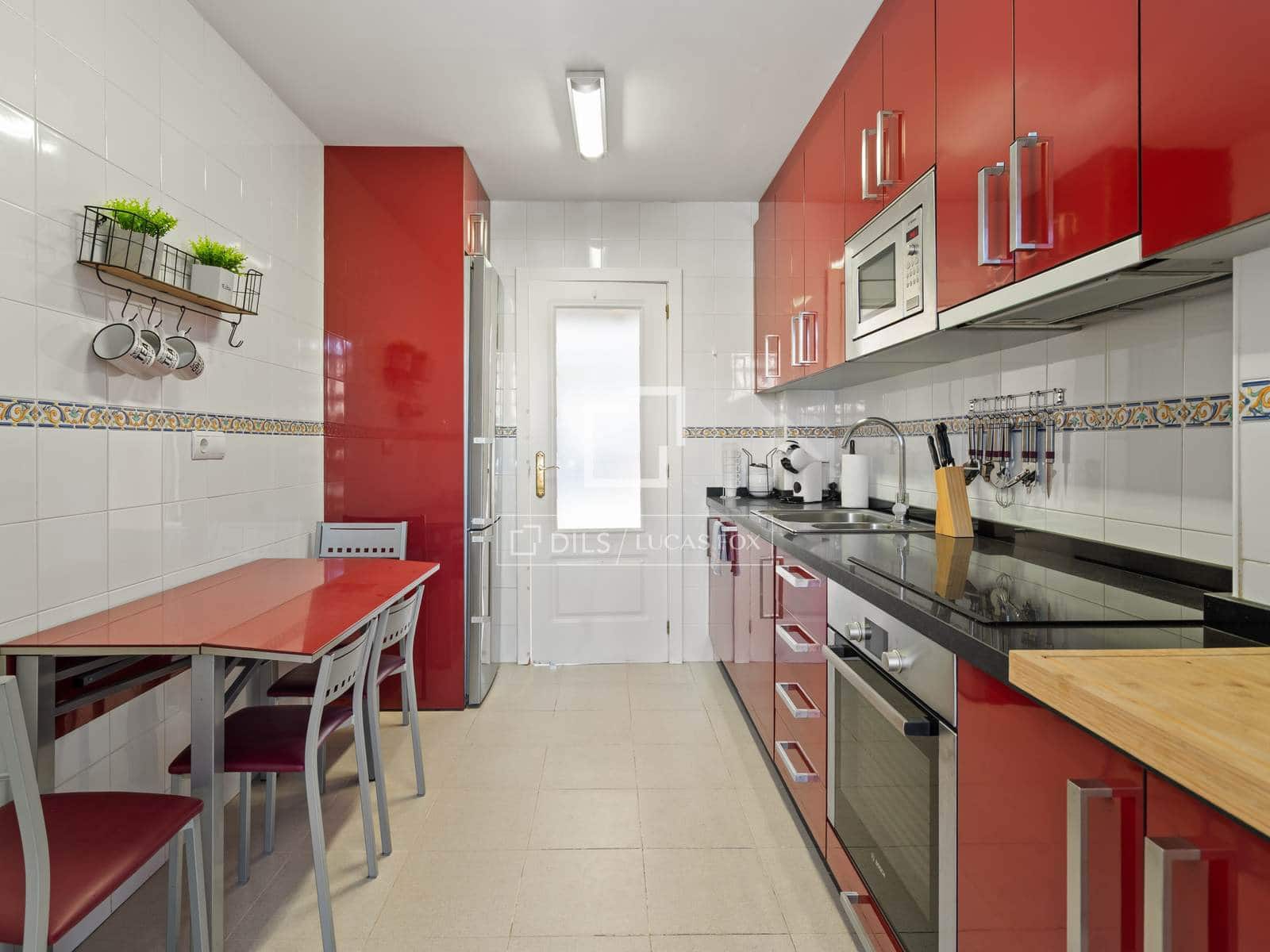 3 chambre Appartement à vendre à Estepona avec piscine garage - 670 000 € (Ref: 9805386)