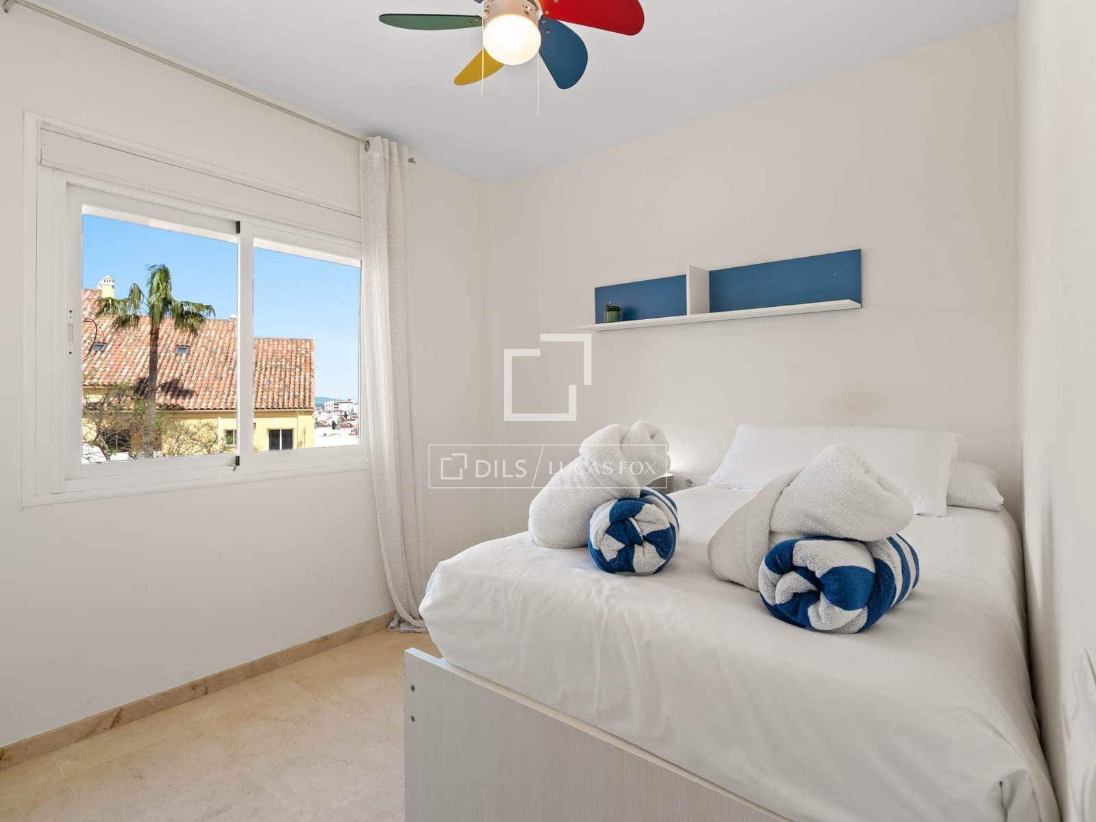 3 chambre Appartement à vendre à Estepona avec piscine garage - 670 000 € (Ref: 9805386)