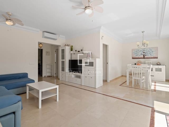 3 chambre Appartement à vendre à Estepona avec piscine garage - 670 000 € (Ref: 9805386)