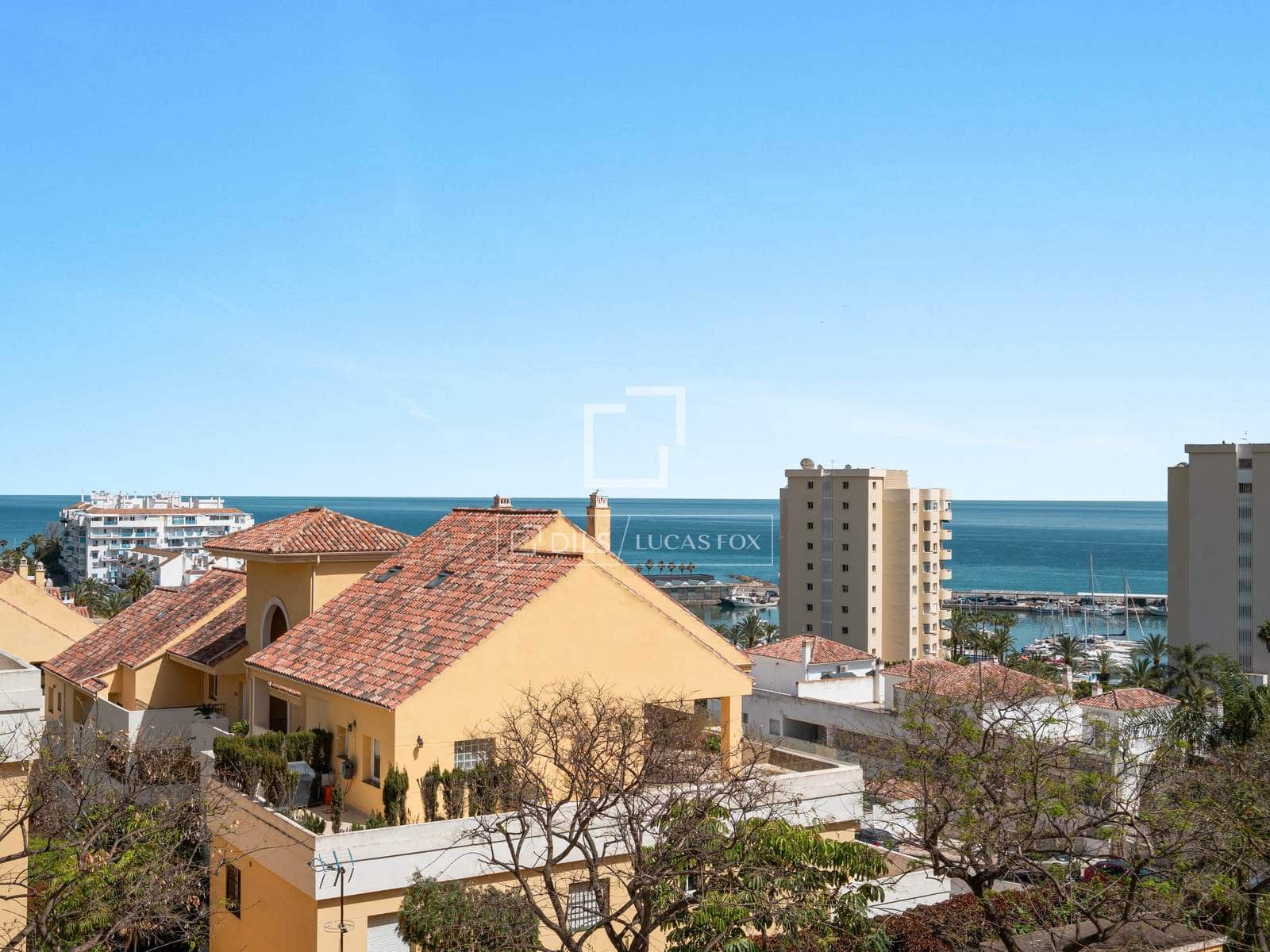 3 chambre Appartement à vendre à Estepona avec piscine garage - 670 000 € (Ref: 9805386)