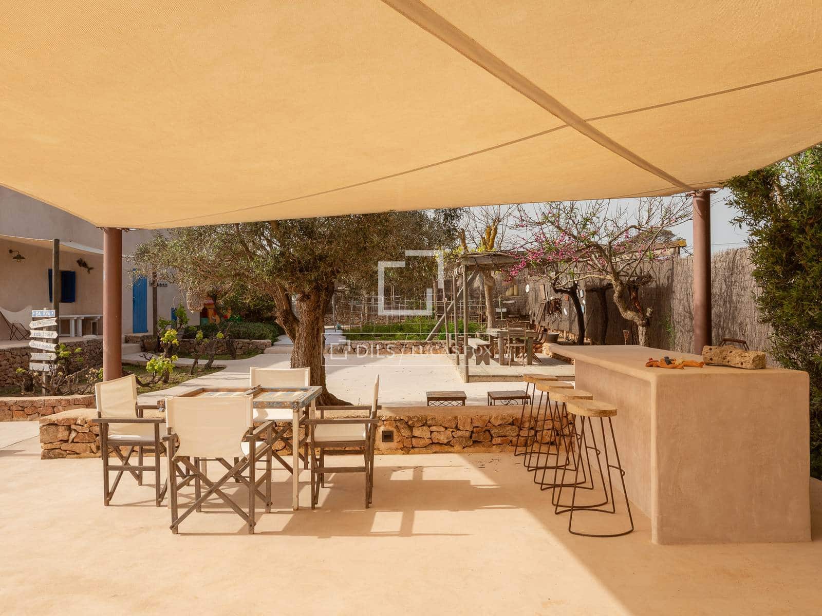 8 sypialnia Willa na sprzedaż w Gmina Formentera  z basenem garażem - 9 900 000 € (Ref: 9805387)