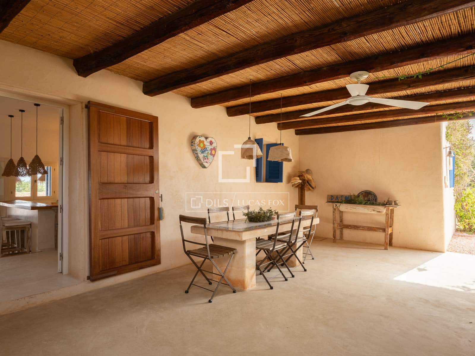8 sypialnia Willa na sprzedaż w Gmina Formentera  z basenem garażem - 9 900 000 € (Ref: 9805387)