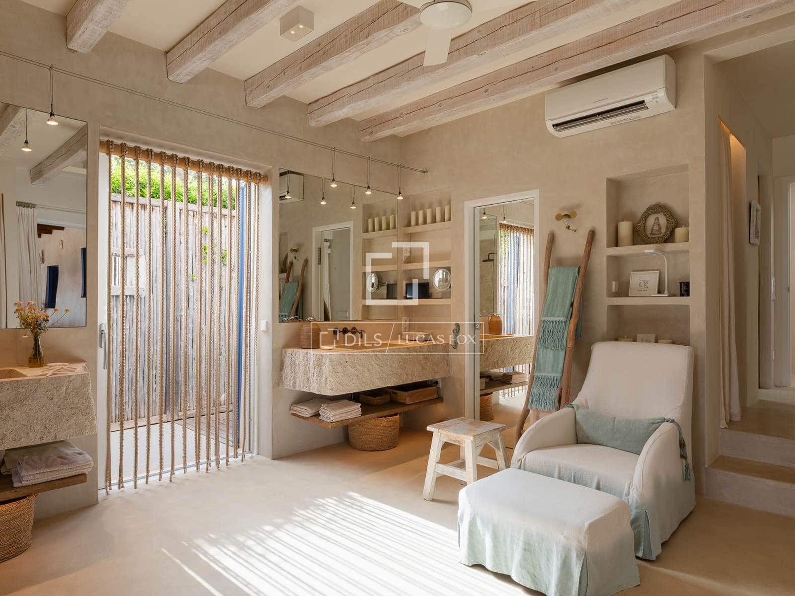 8 sypialnia Willa na sprzedaż w Gmina Formentera  z basenem garażem - 9 900 000 € (Ref: 9805387)