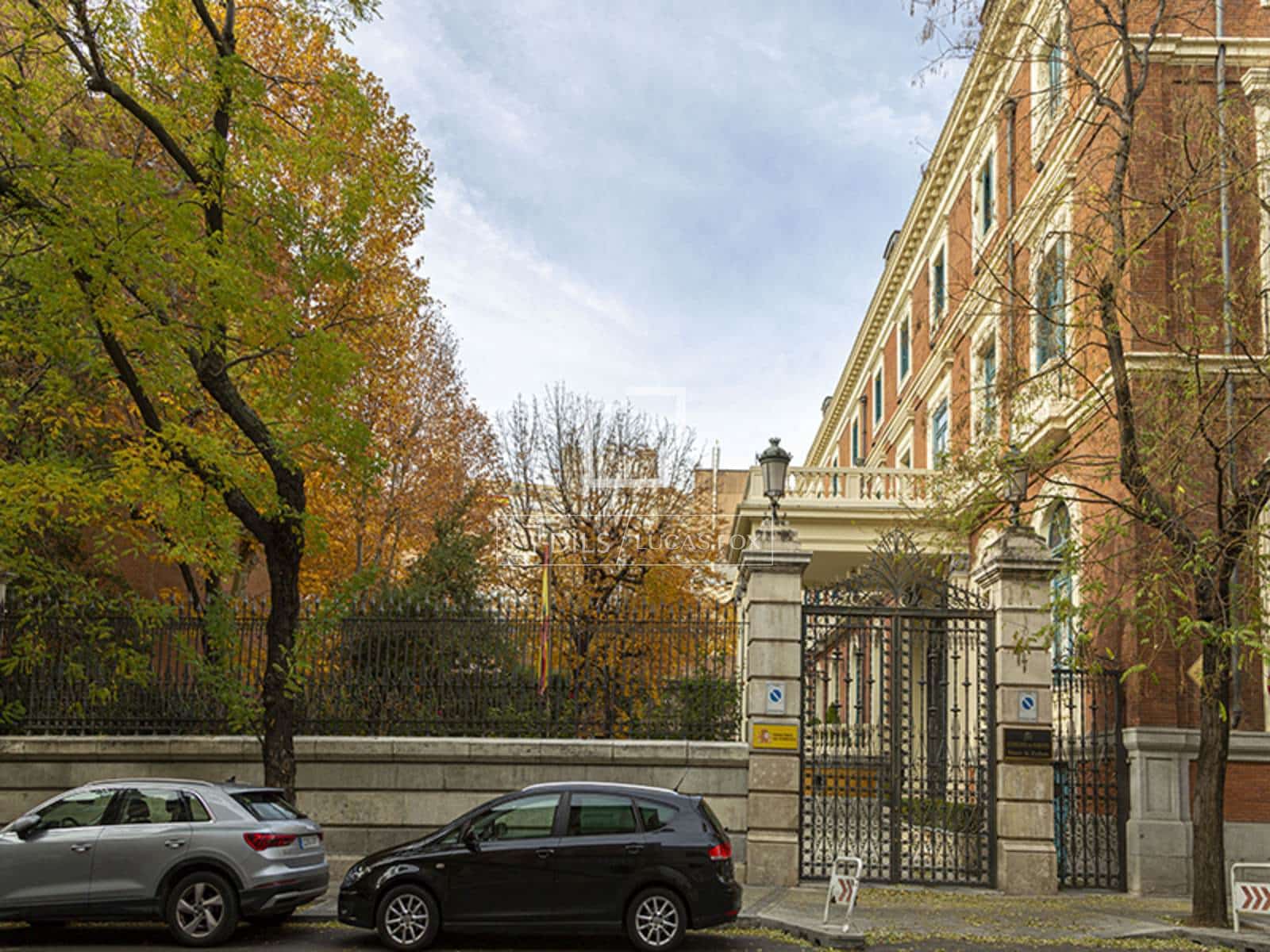 2 soveværelse Lejlighed til salg i Madrid by med garage - € 980.000 (Ref: 9805390)