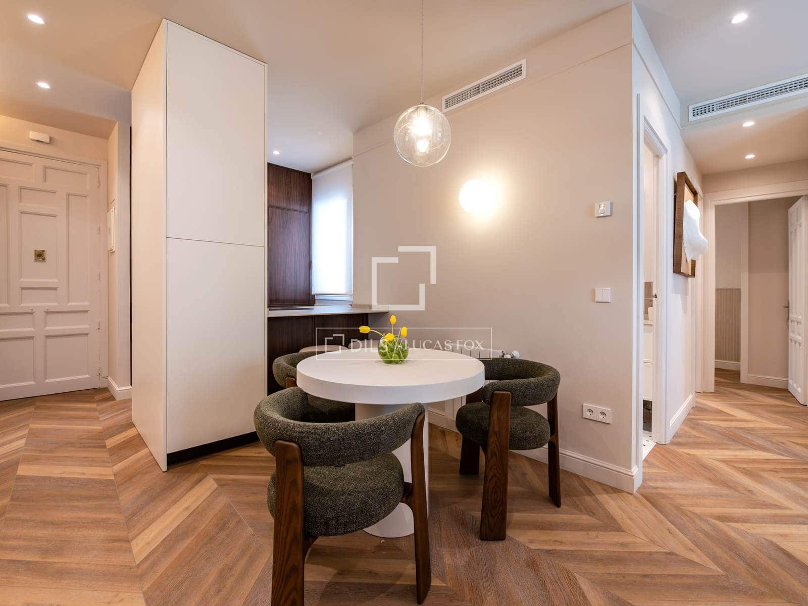 2 Zimmer Apartment zu verkaufen in Madrid Stadt mit Garage - 980.000 € (Ref: 9805390)