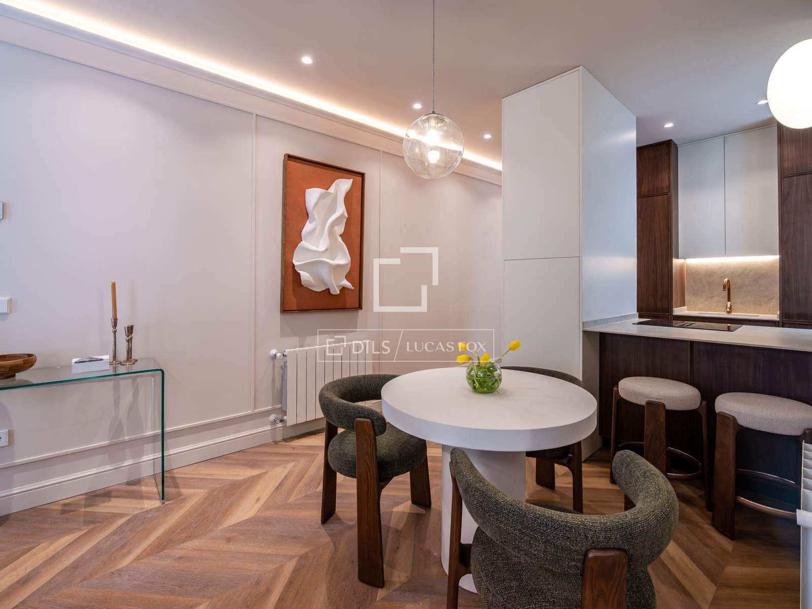 2 Zimmer Apartment zu verkaufen in Madrid Stadt mit Garage - 980.000 € (Ref: 9805390)