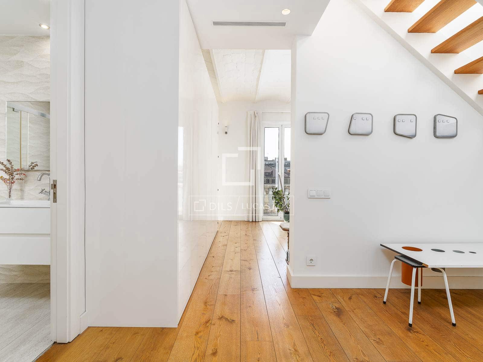 3 soverom Penthouse til salgs i Barcelona by - € 1 490 000 (Ref: 9805542)