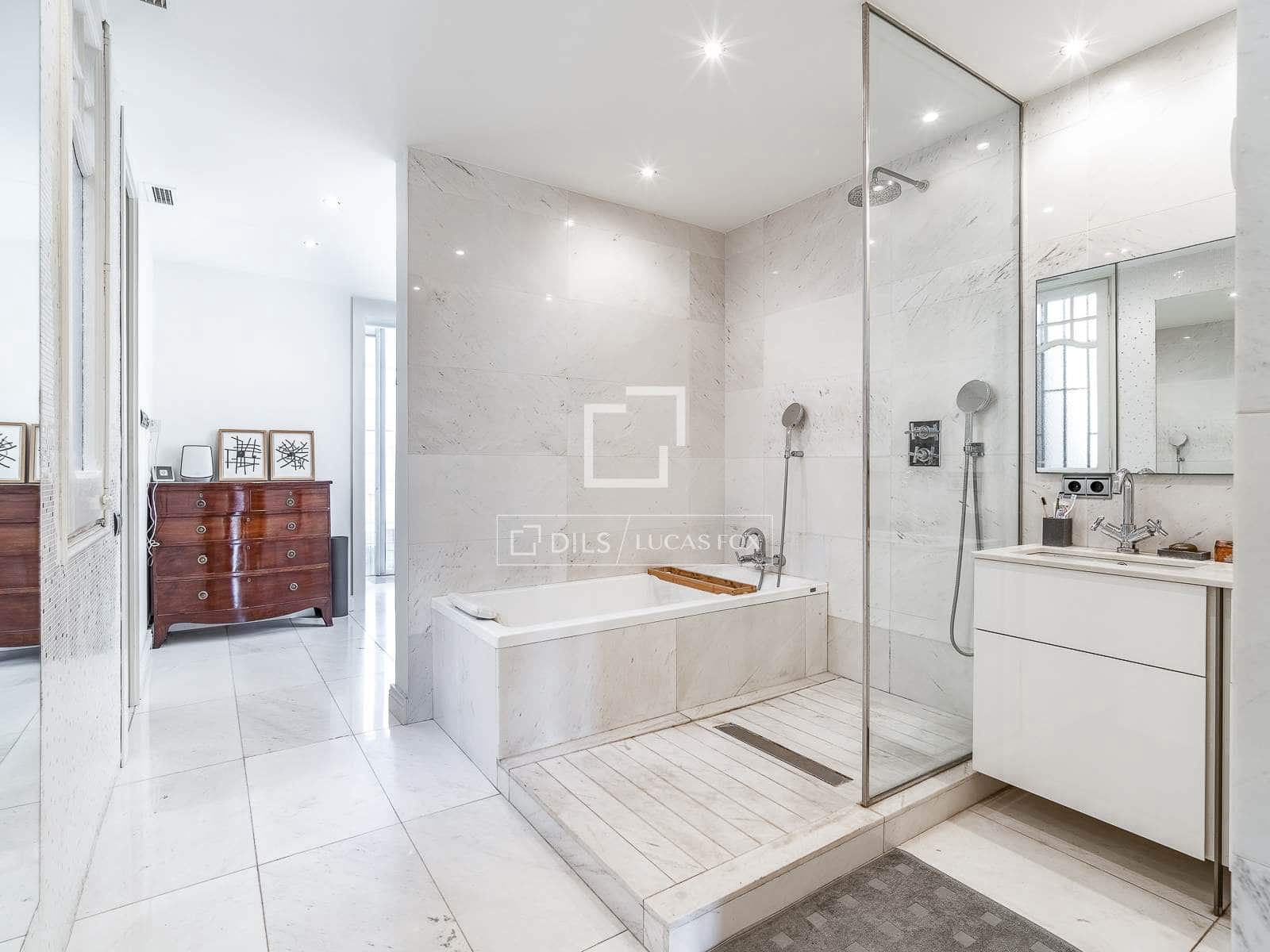 3 soverom Penthouse til salgs i Barcelona by - € 1 490 000 (Ref: 9805542)