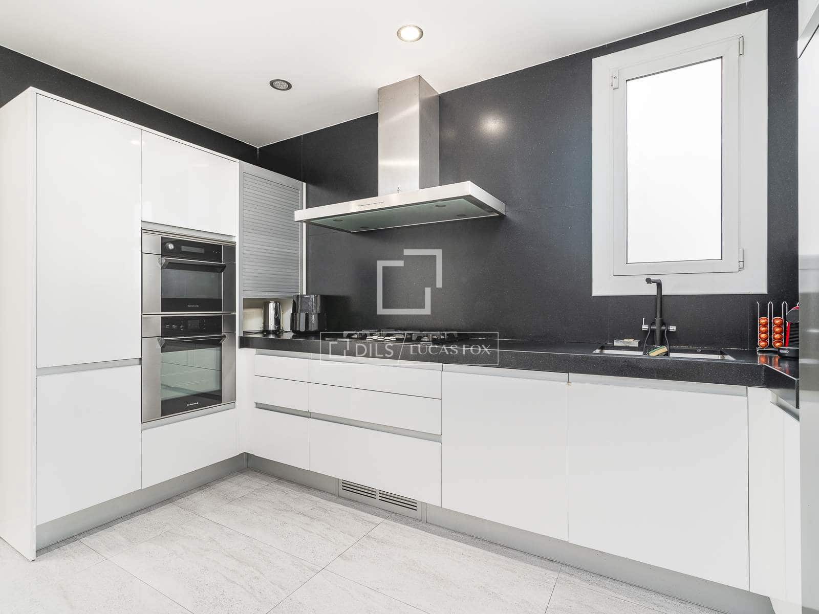 3 soverom Penthouse til salgs i Barcelona by - € 1 490 000 (Ref: 9805542)