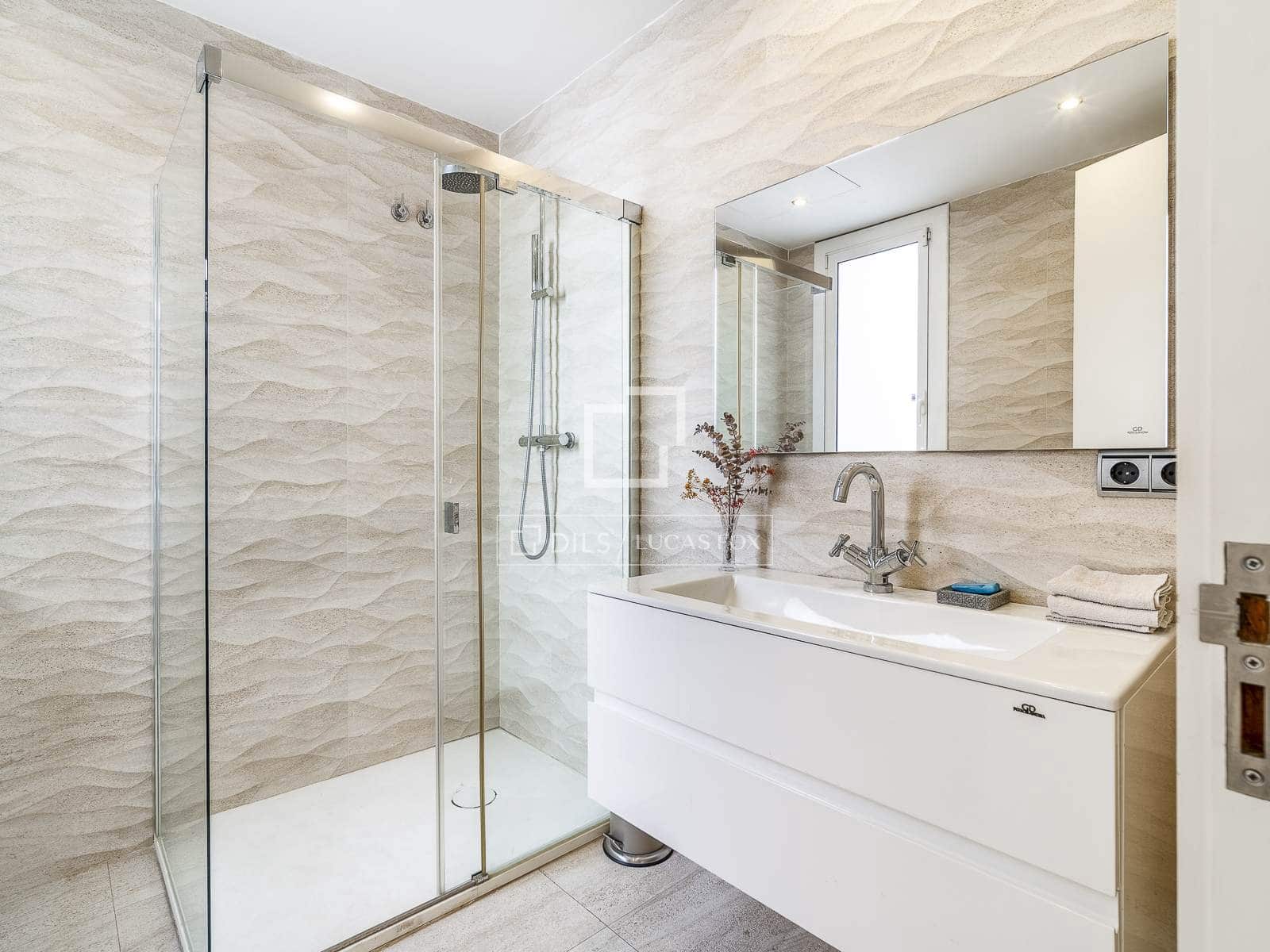 3 soverom Penthouse til salgs i Barcelona by - € 1 490 000 (Ref: 9805542)