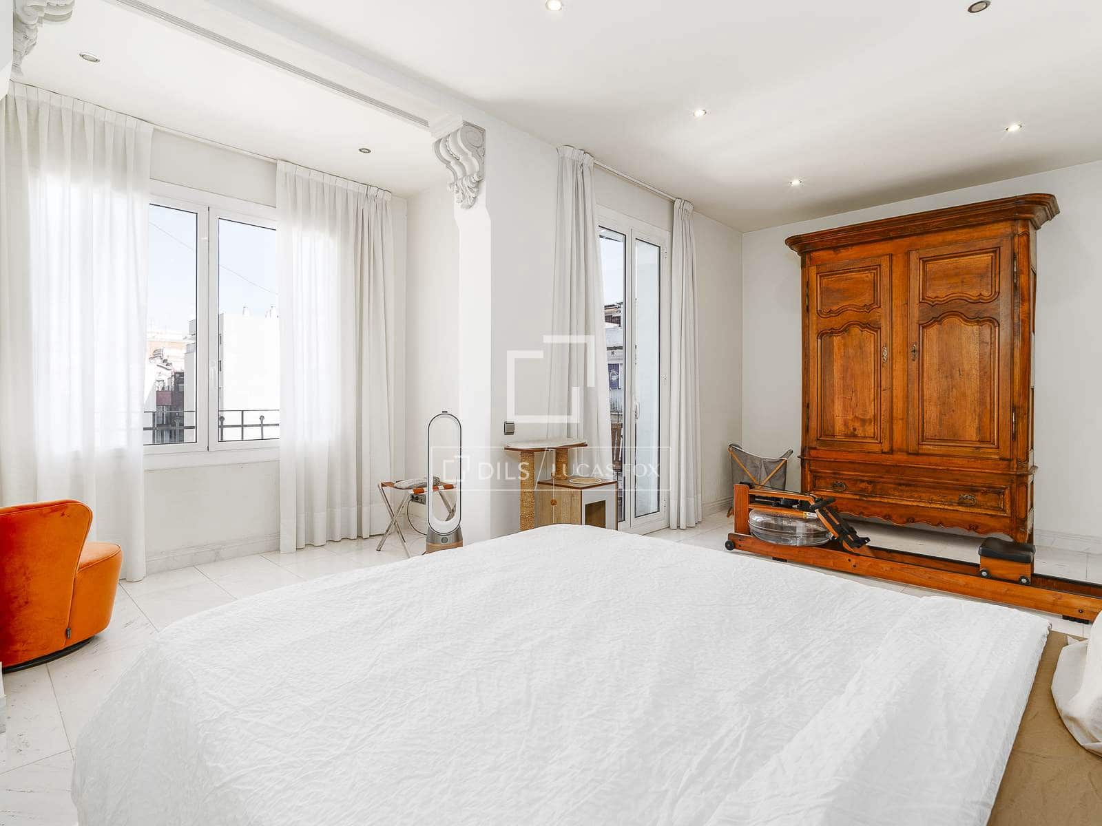 3 soverom Penthouse til salgs i Barcelona by - € 1 490 000 (Ref: 9805542)