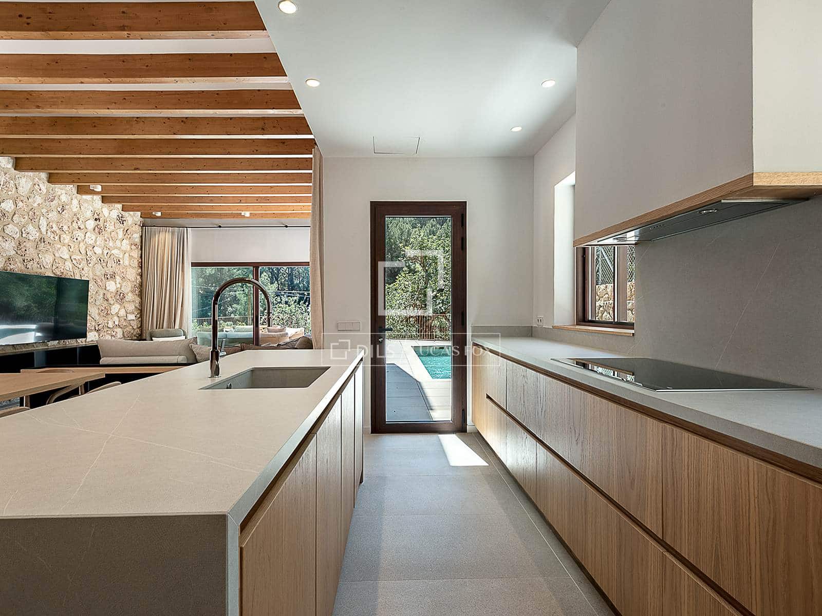 4 soveværelse Villa til salg i Mancor de la Vall med swimmingpool garage - € 1.970.000 (Ref: 9805543)