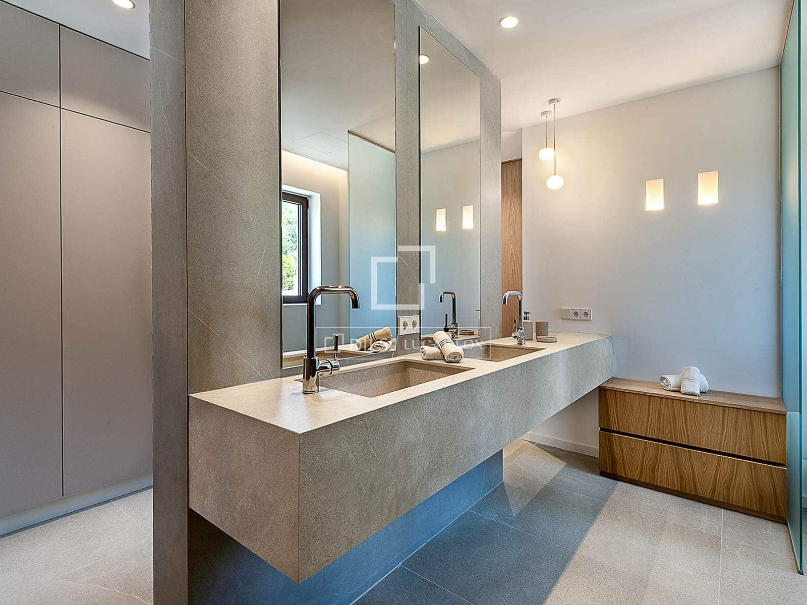 4 soveværelse Villa til salg i Mancor de la Vall med swimmingpool garage - € 1.970.000 (Ref: 9805543)