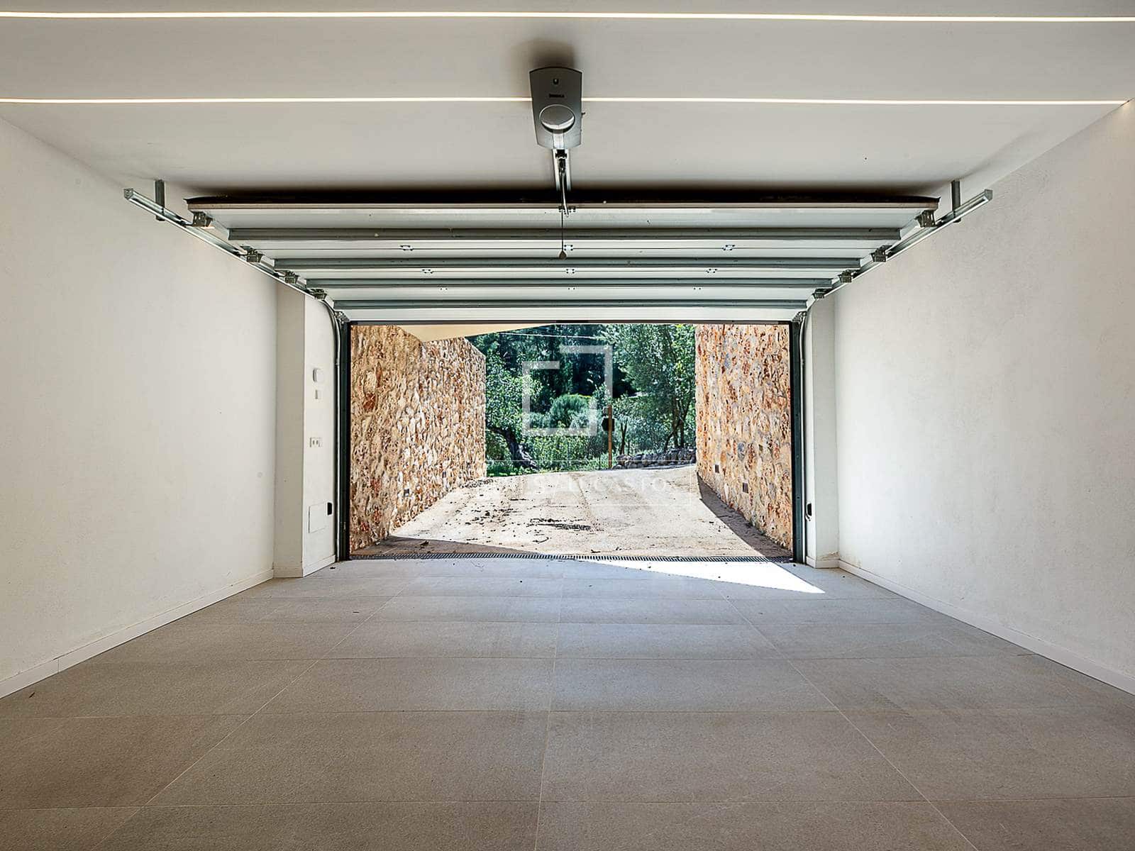 4 soveværelse Villa til salg i Mancor de la Vall med swimmingpool garage - € 1.970.000 (Ref: 9805543)