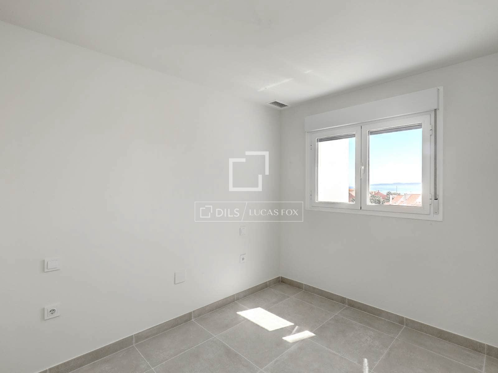 2 sovrum Lägenhet till salu i Estepona med pool garage - 399 000 € (Ref: 9805665)