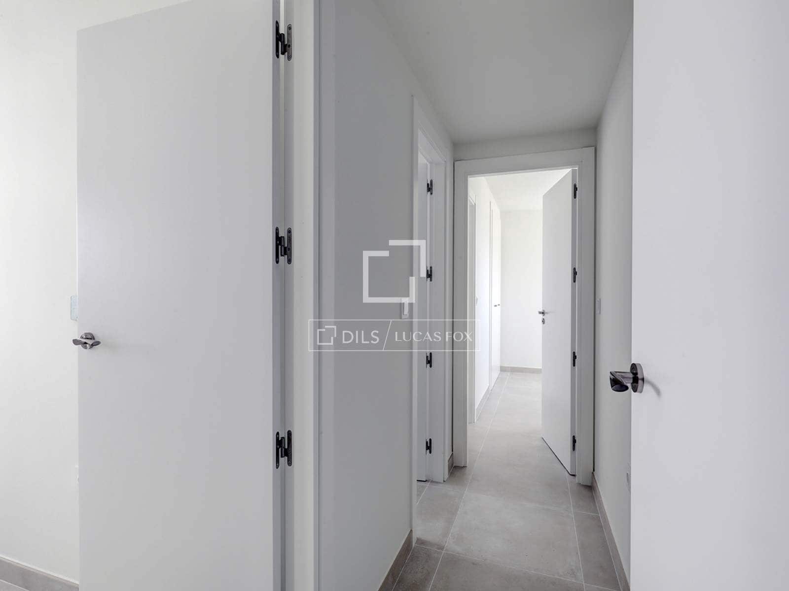 2 sovrum Lägenhet till salu i Estepona med pool garage - 399 000 € (Ref: 9805665)