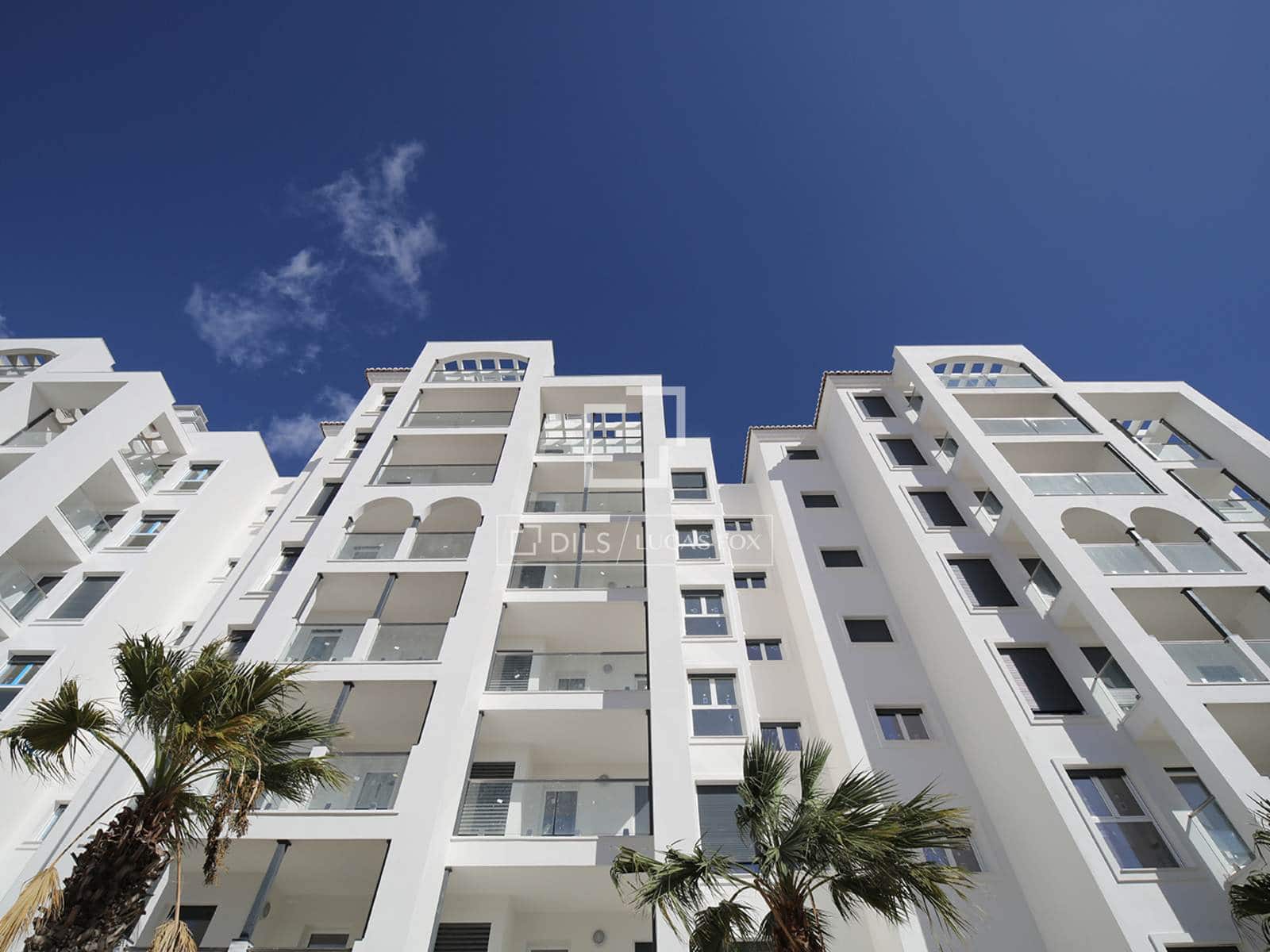 2 sovrum Lägenhet till salu i Estepona med pool garage - 399 000 € (Ref: 9805665)