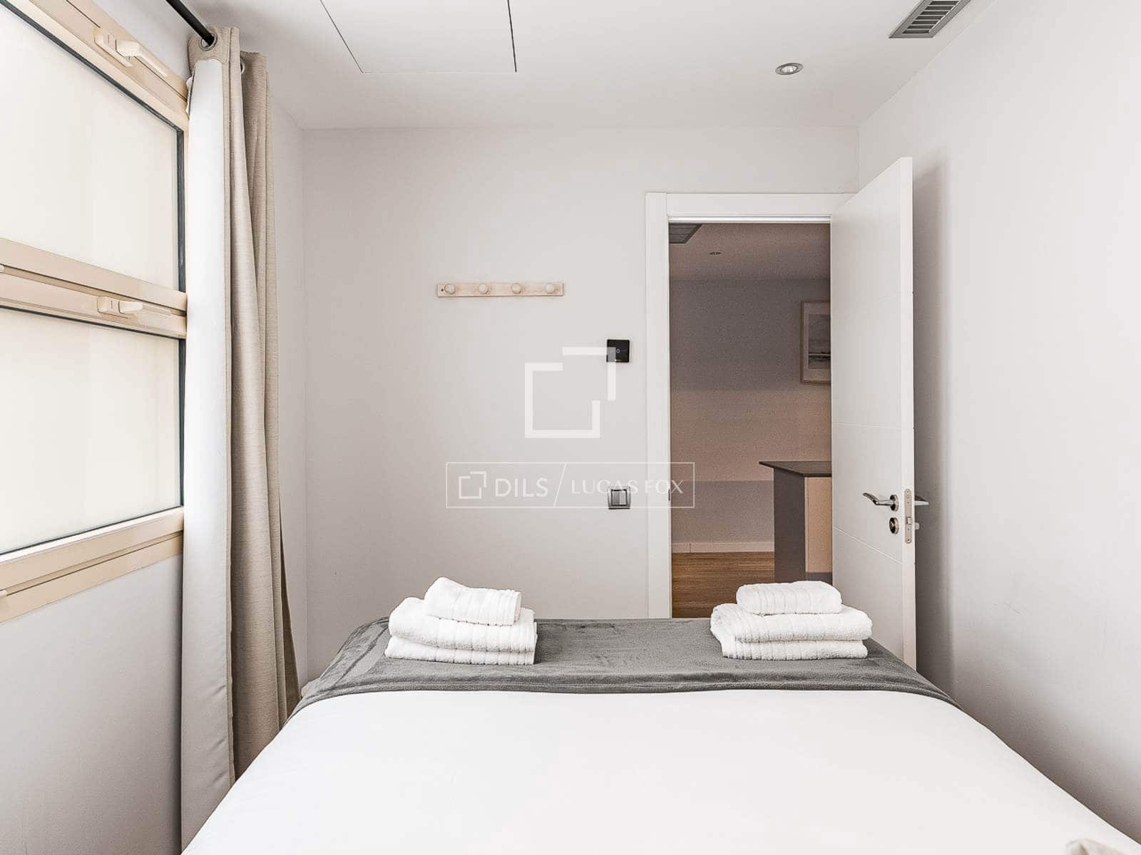 3 slaapkamer Appartement te koop in Barcelona stad - € 1.250.000 (Ref: 9806741)