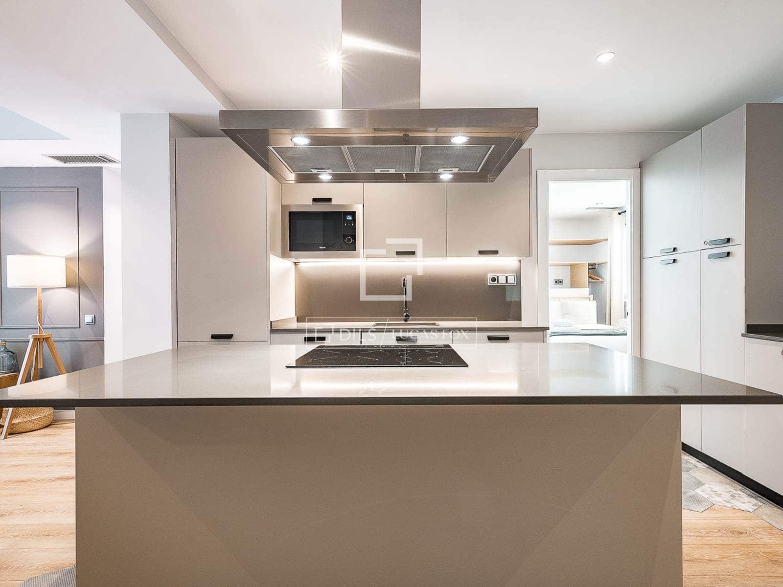 3 slaapkamer Appartement te koop in Barcelona stad - € 1.250.000 (Ref: 9806741)